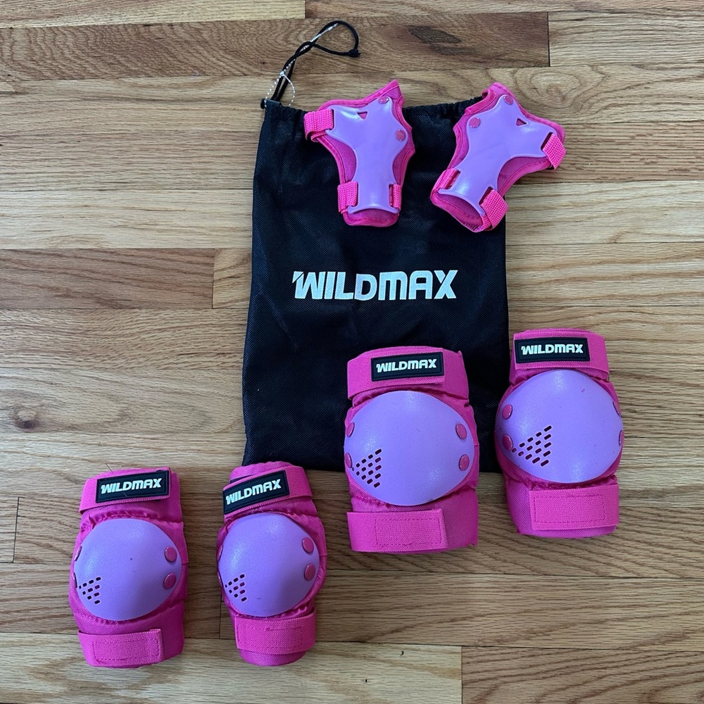 Wildmax Kids Protective Gear Set in pink / purple